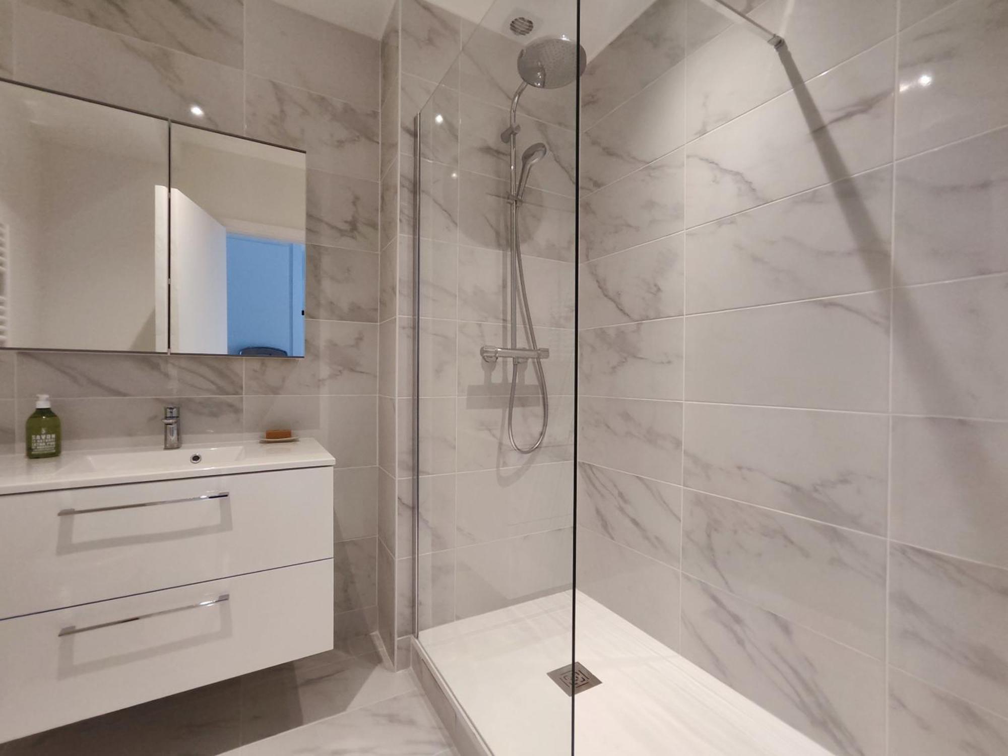 Appartement Rue De Berri - 8