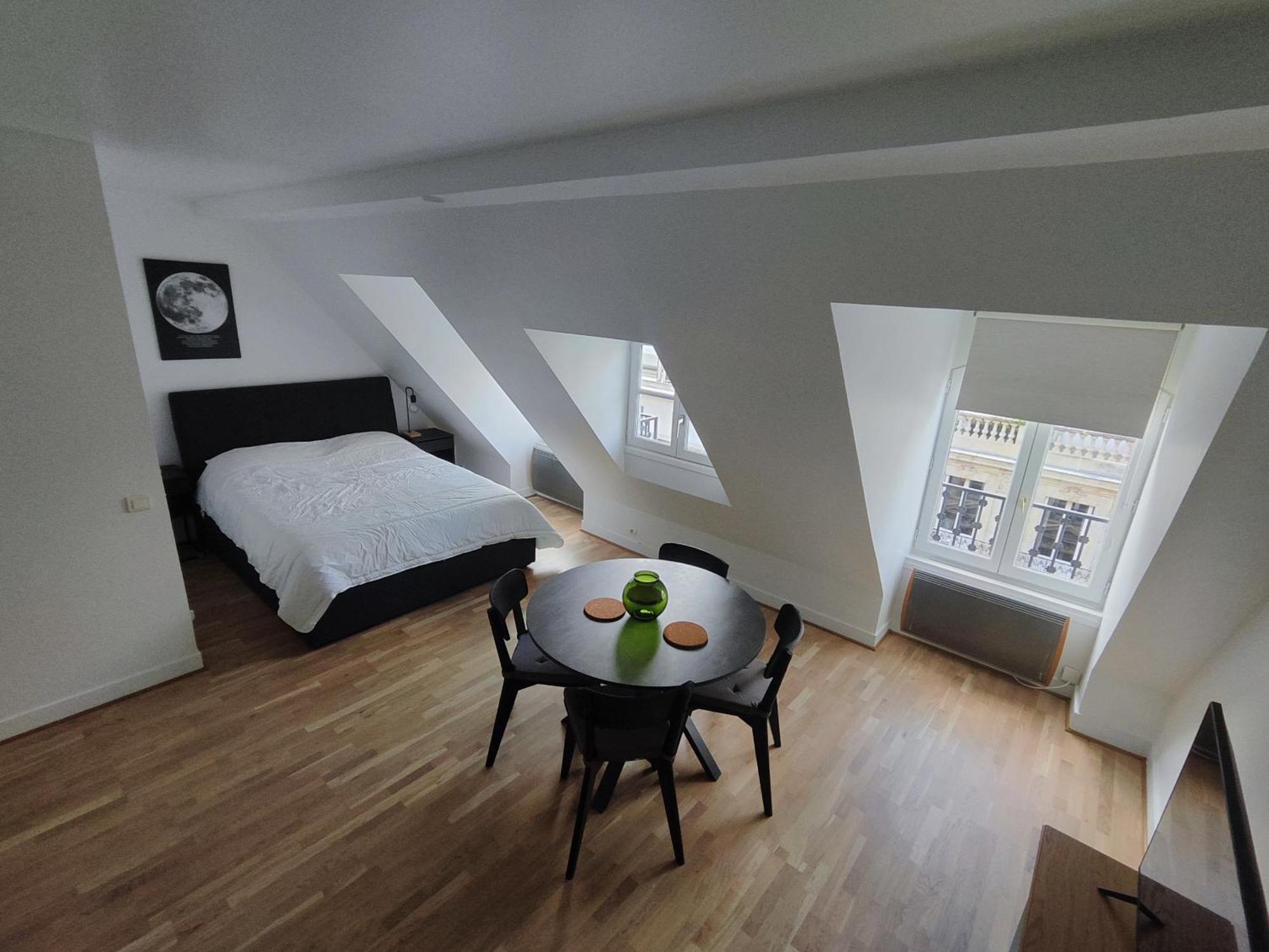 Appartement Rue De Berri - 8